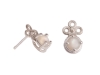 Mother of pearl stud earrings with flower.